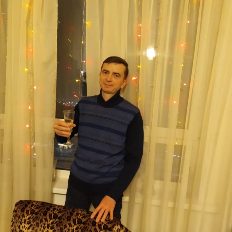 Олег Анисимов фото
