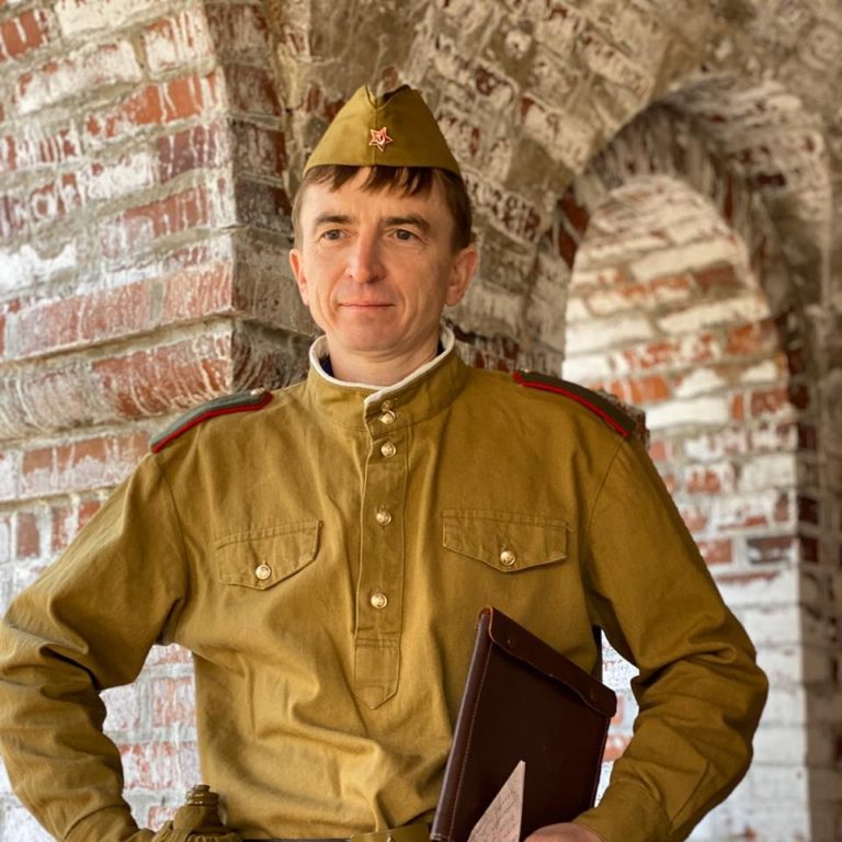 Олег Анисимов фото