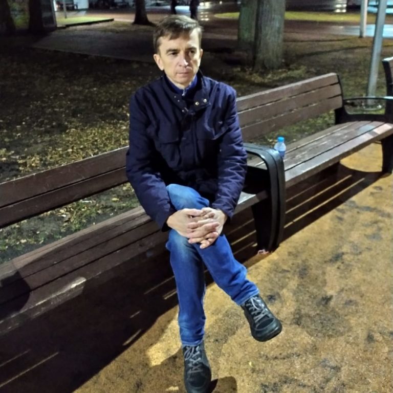 Олег Анисимов фото